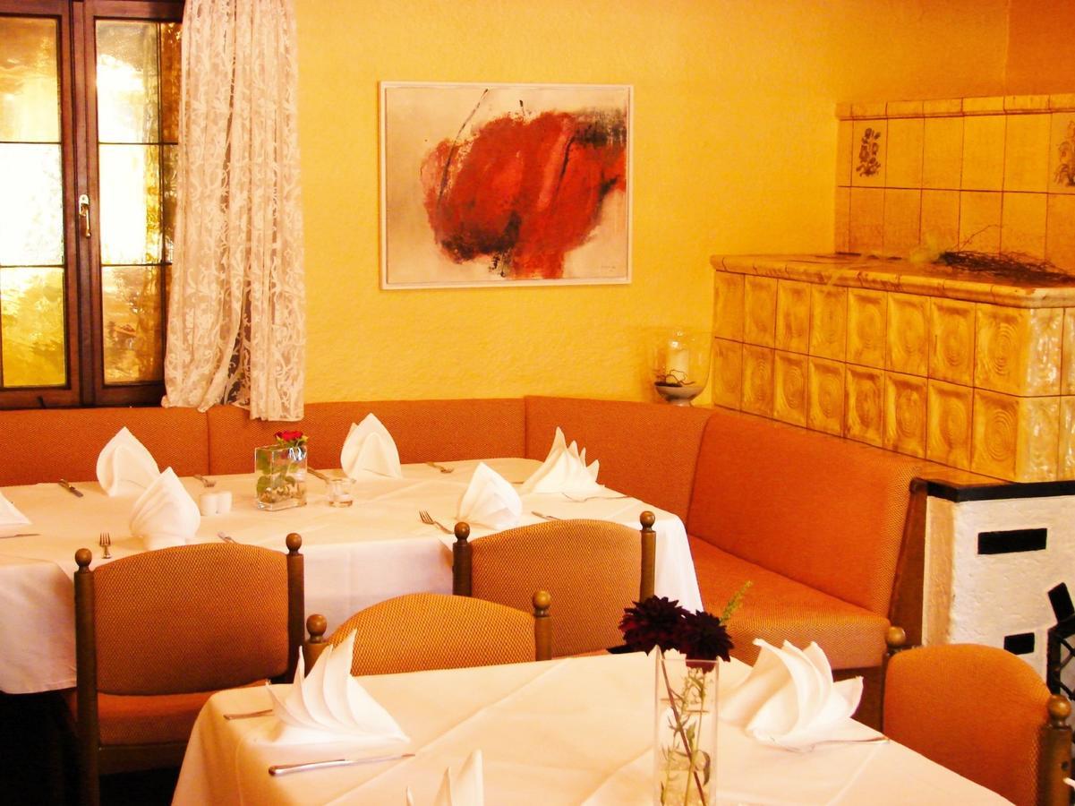 Hotel Gasthof Kreuz バート・ブーハウ エクステリア 写真