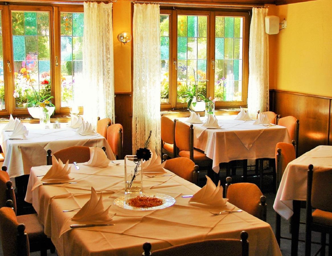 Hotel Gasthof Kreuz バート・ブーハウ エクステリア 写真